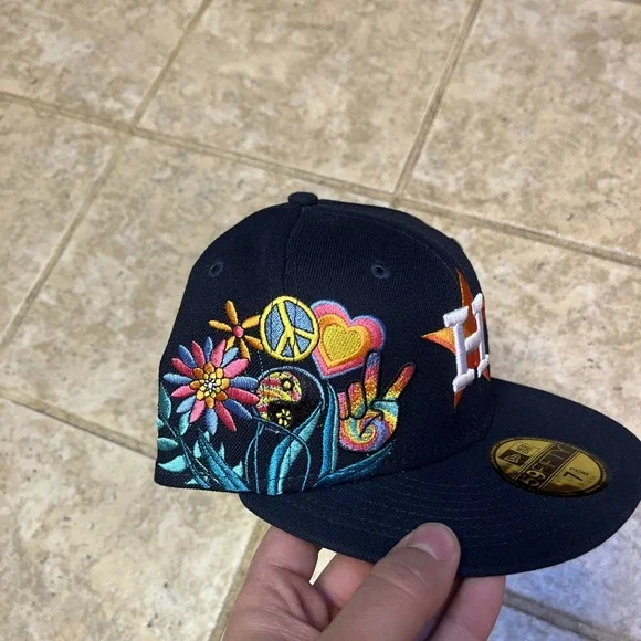 New Era Houston Astros 2017 World Series Champions Groovy Patch Blue UV 7 3/8 - Picture 9 of 10